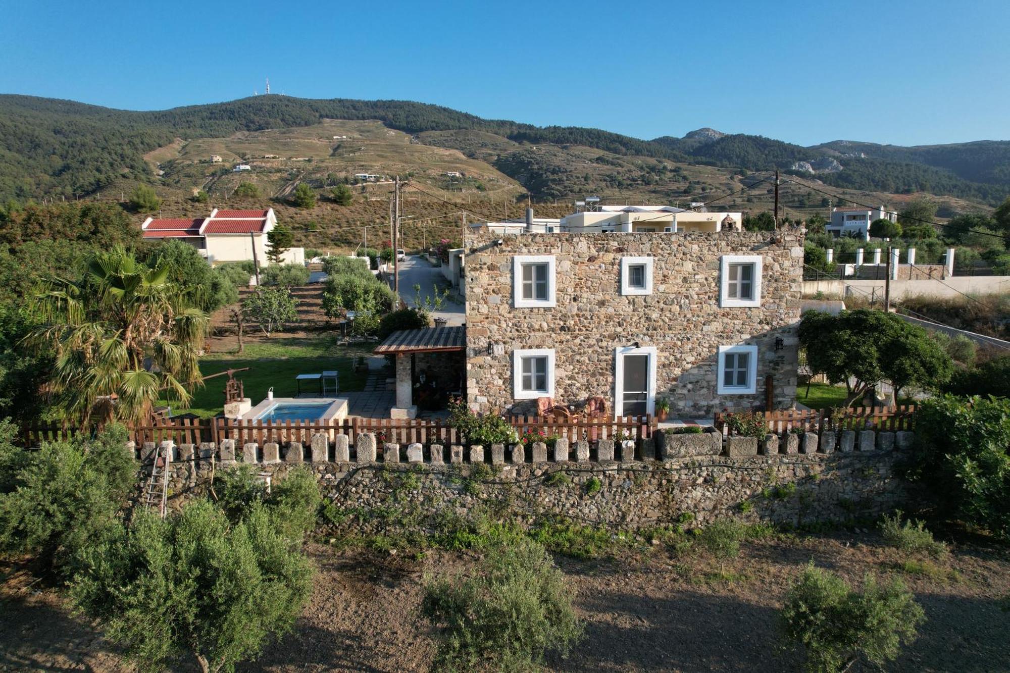 Traditional Kos Villa With Swimming Pool, Lawn Yard And Bbq Eksteriør billede